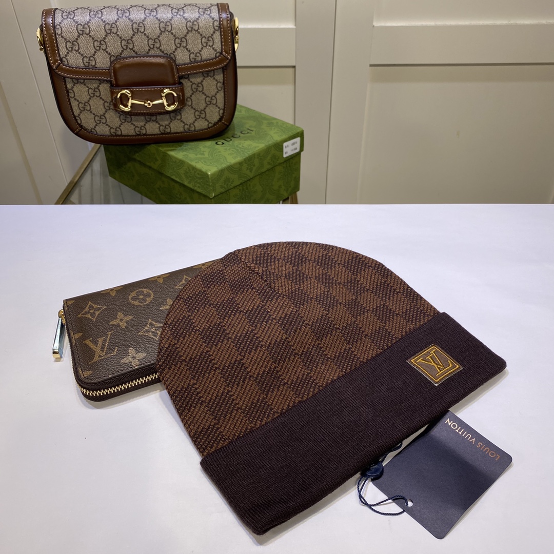 LV 17.99$ CODE 391-6191-R gallery