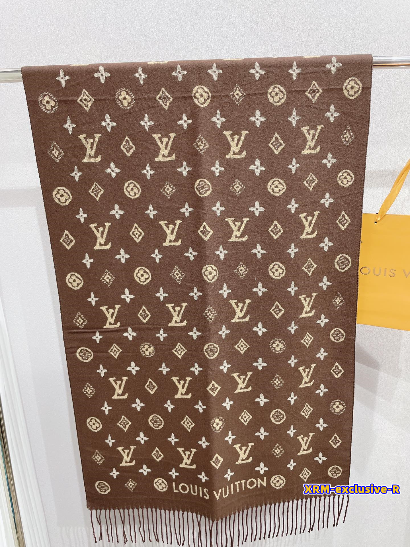 LV 20.99$  CODE 391-6193-R gallery