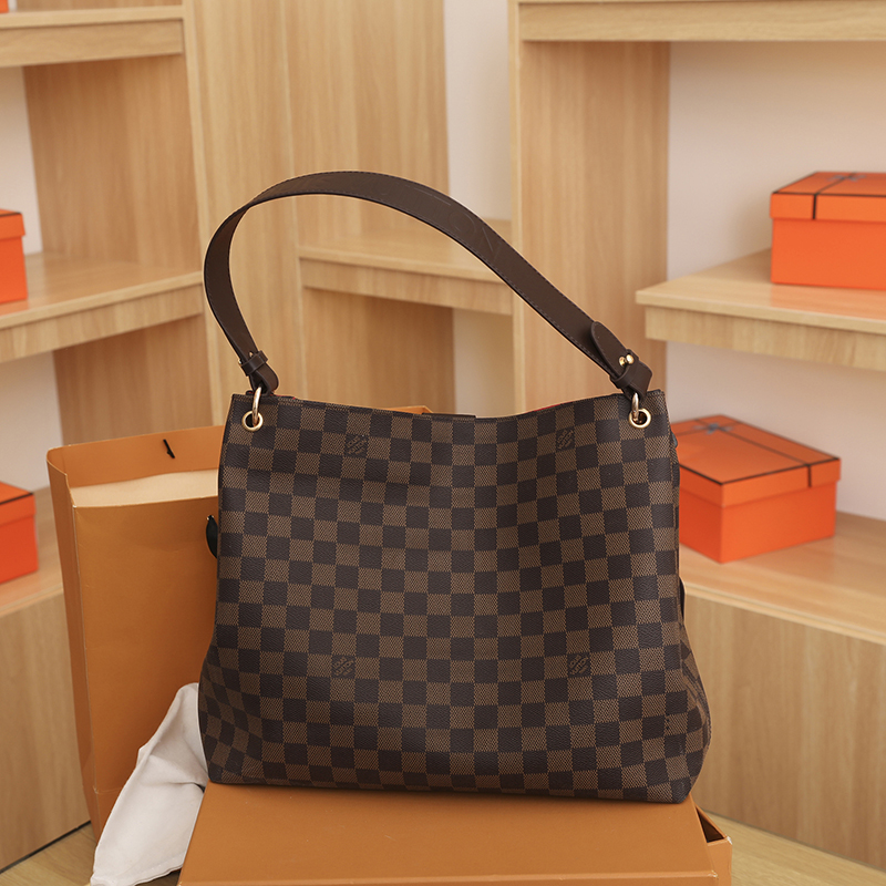 LV 23.99$  code 237-5891-R gallery