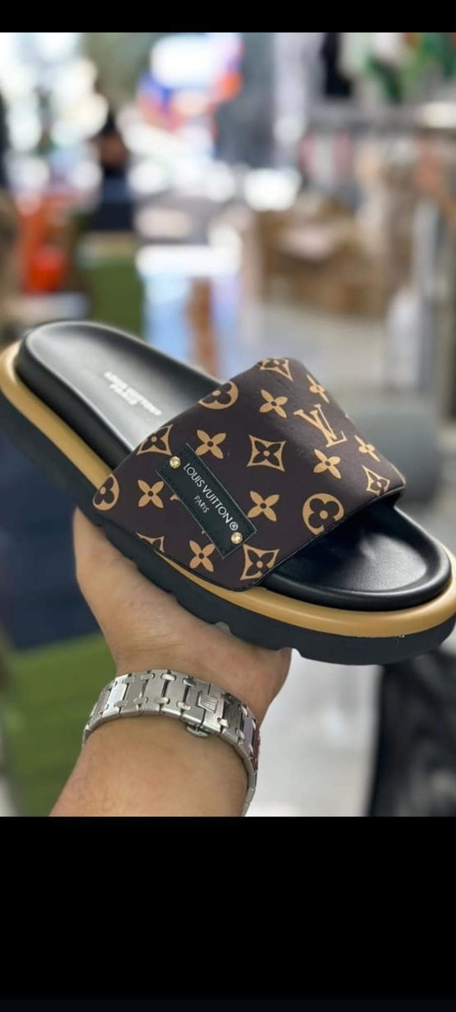 LV 35.99$  code 449-9637-T gallery