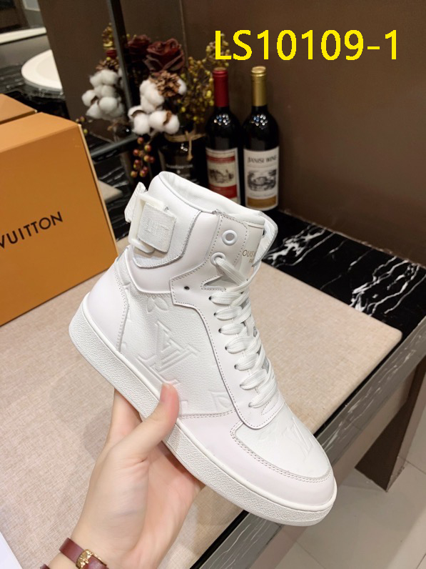 LV $100 gallery