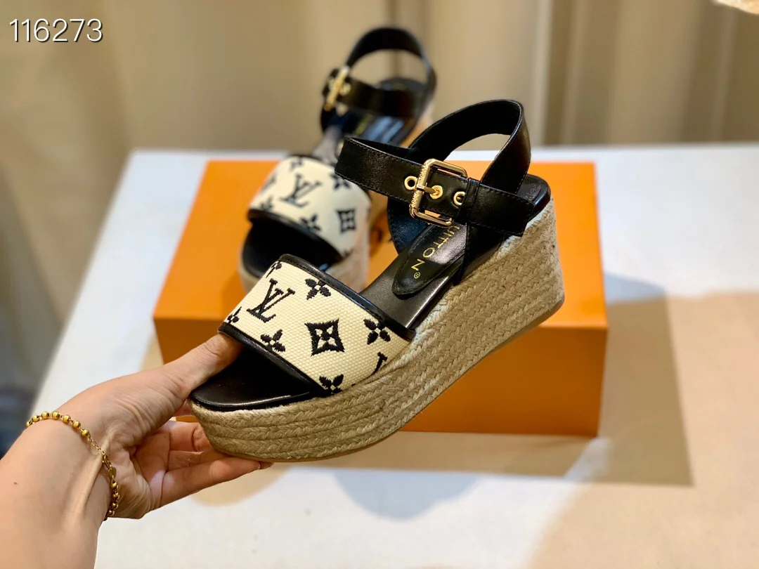 LV $103 gallery