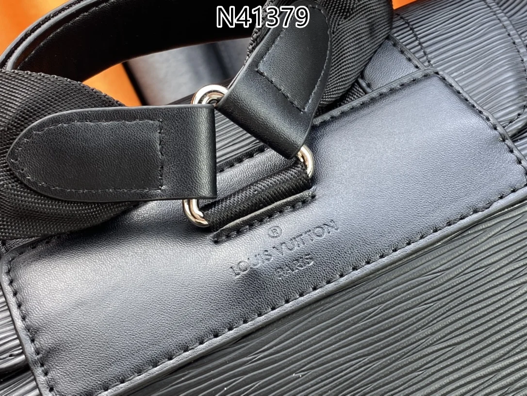 LV $105 gallery