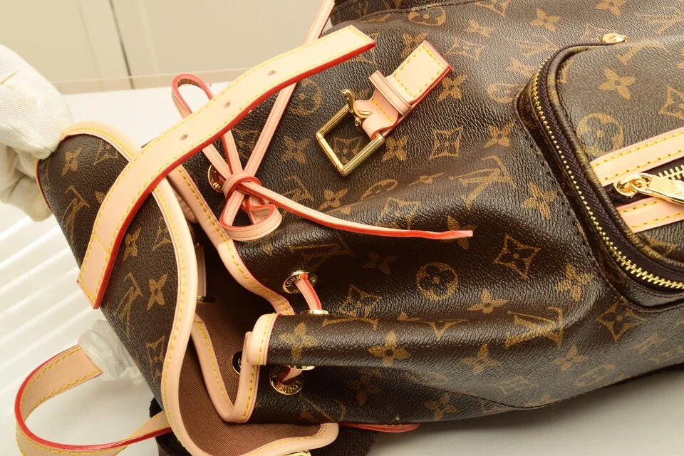 LV $109 gallery