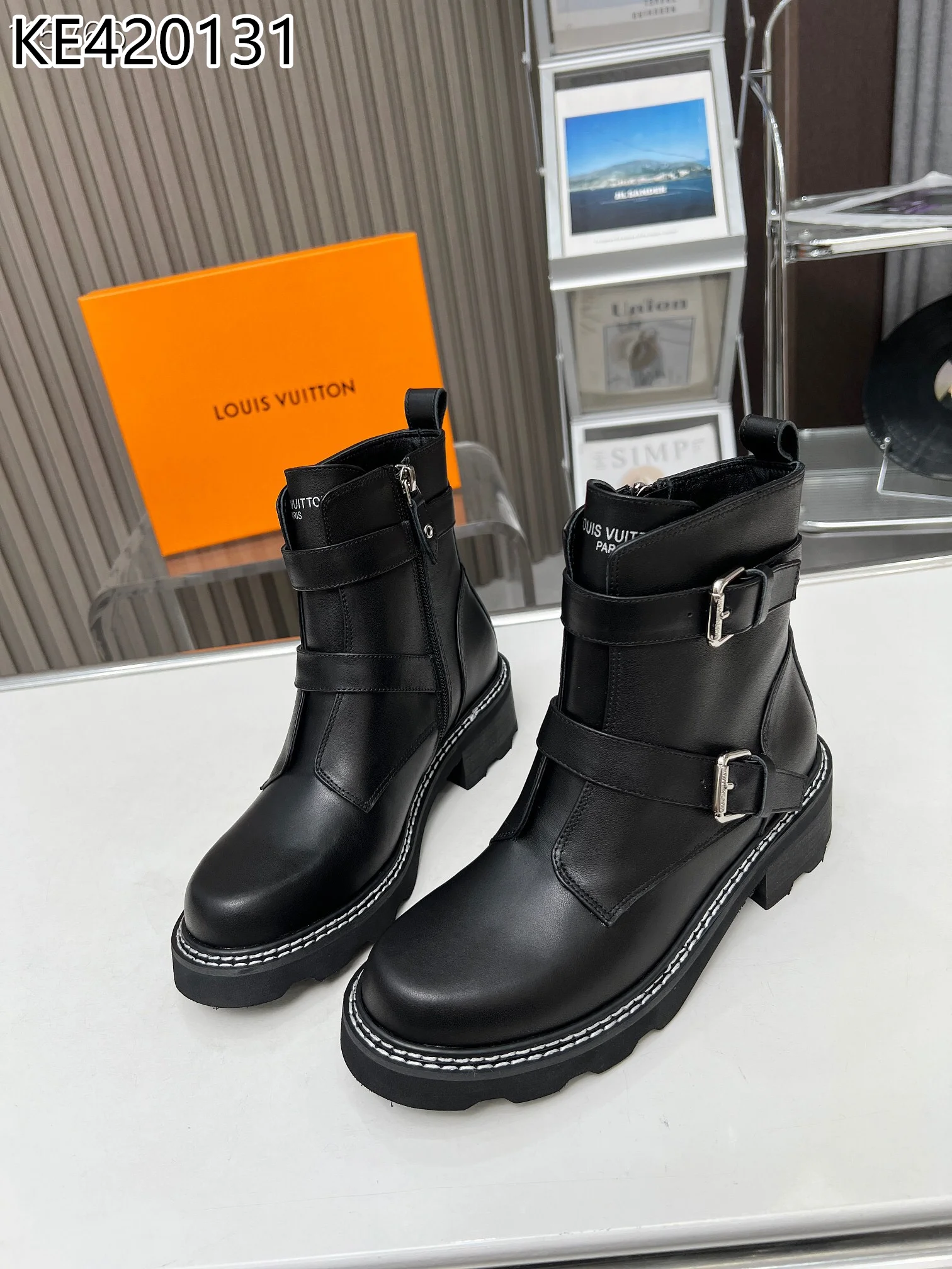 LV $119 gallery