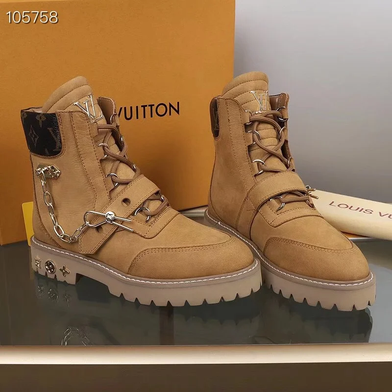 LV $135 gallery