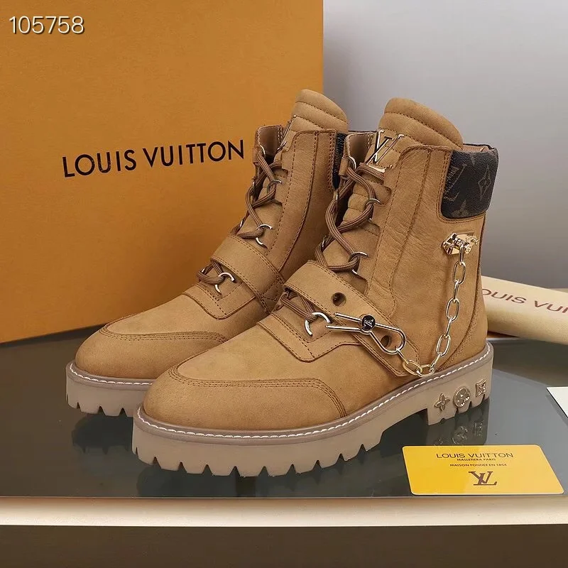 LV $135 gallery