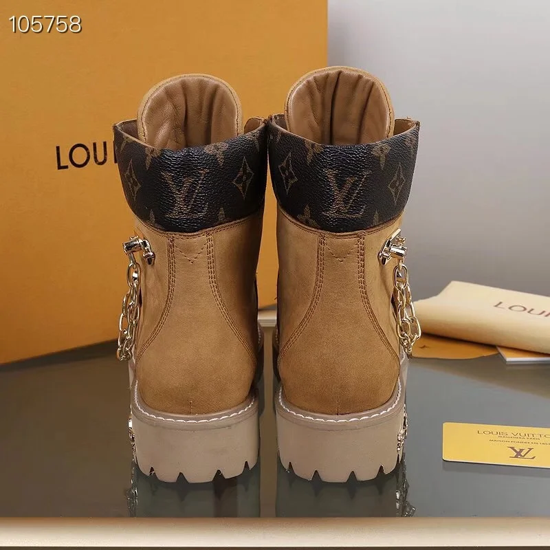 LV $135 gallery