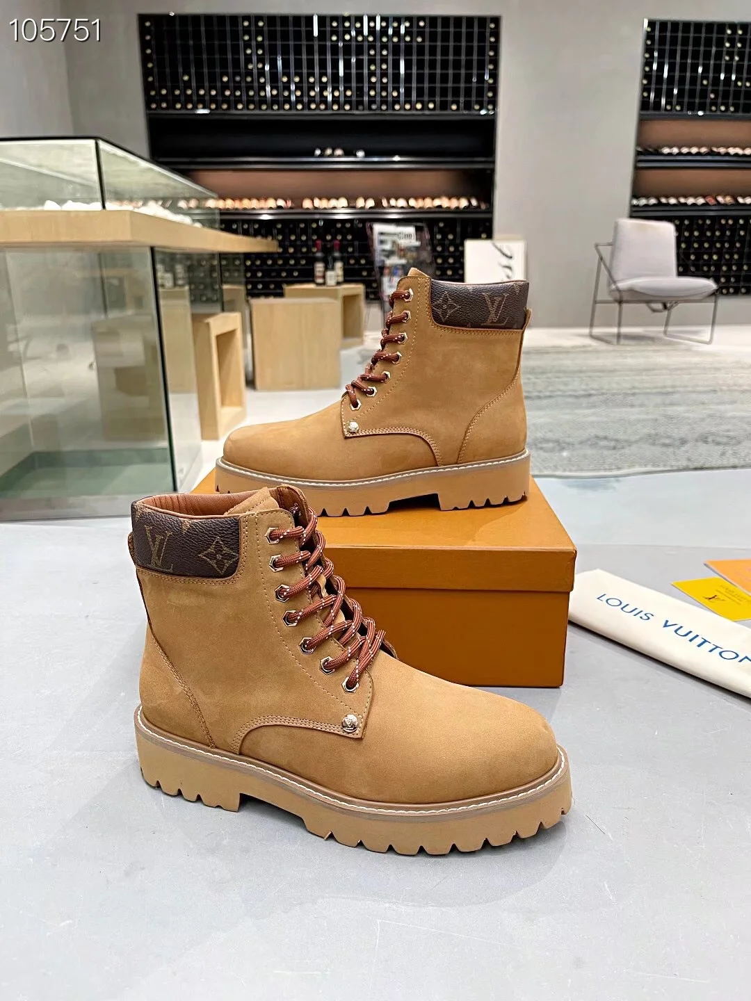 LV $135 gallery