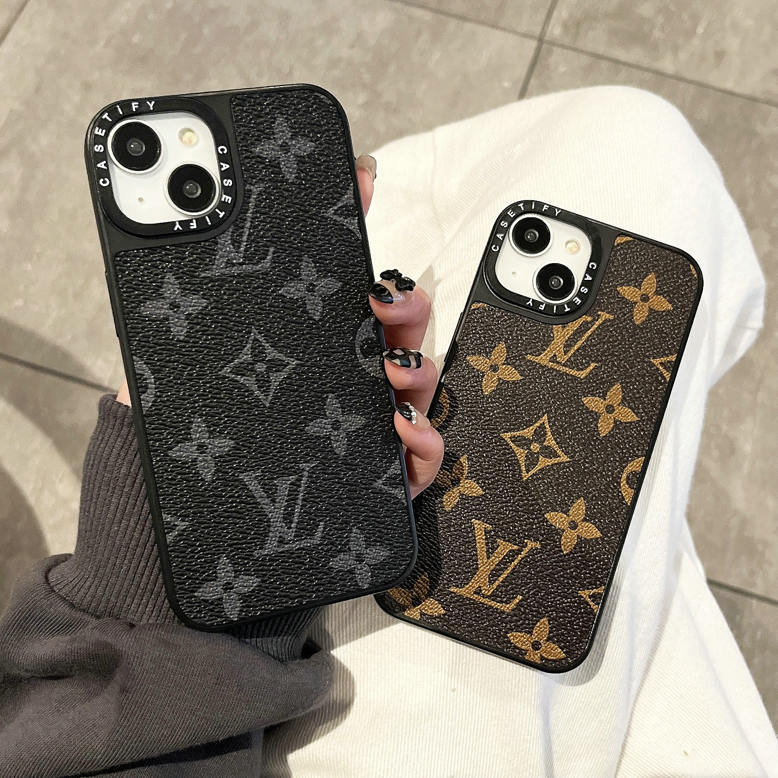 LV $14 gallery