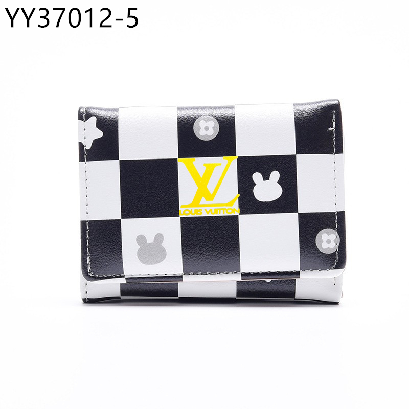 LV $15 gallery