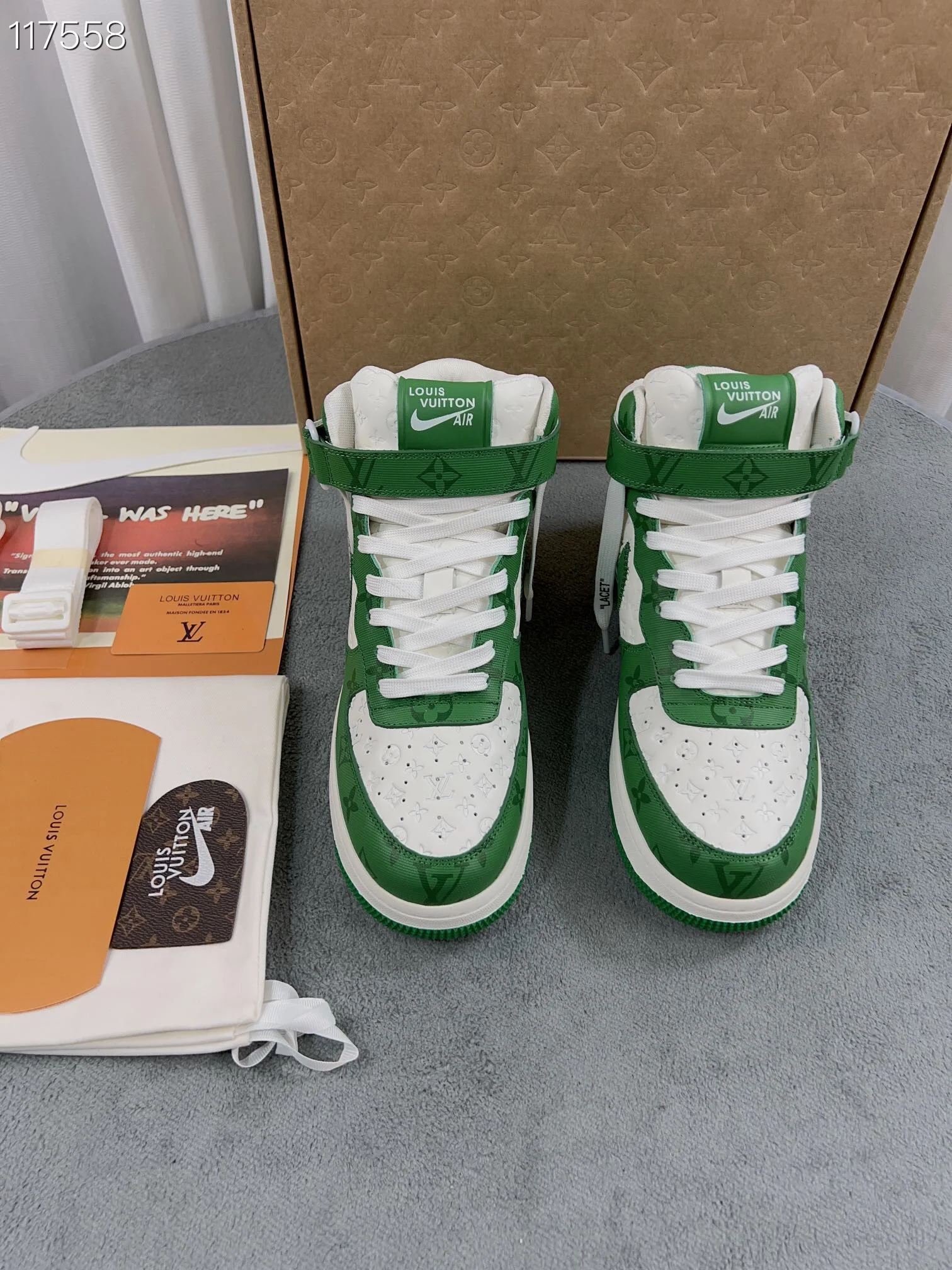 LV $150 gallery