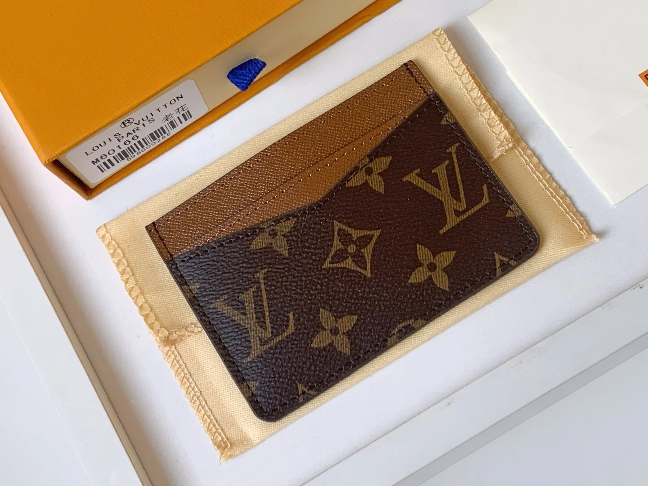 LV $16 gallery