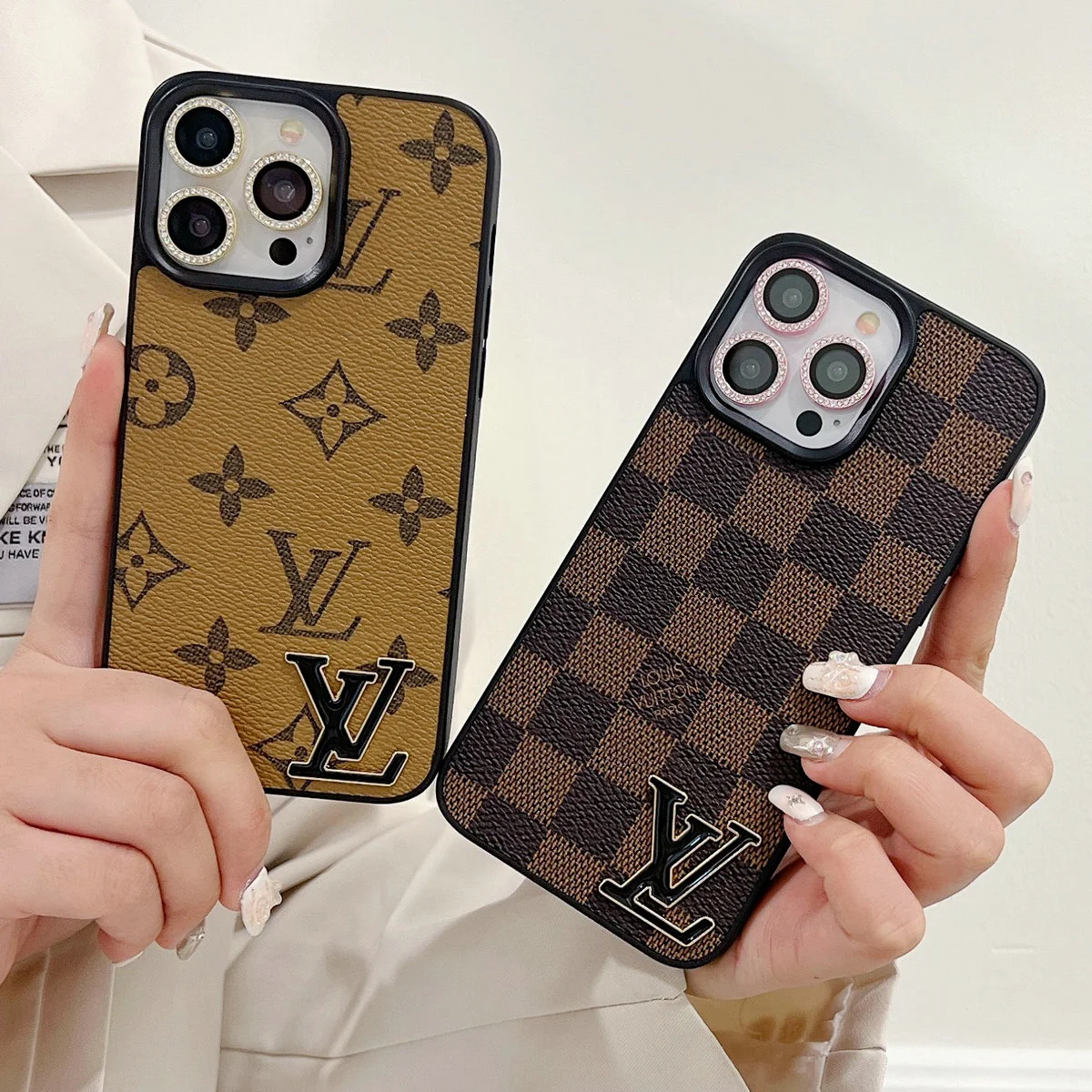 LV $16 gallery