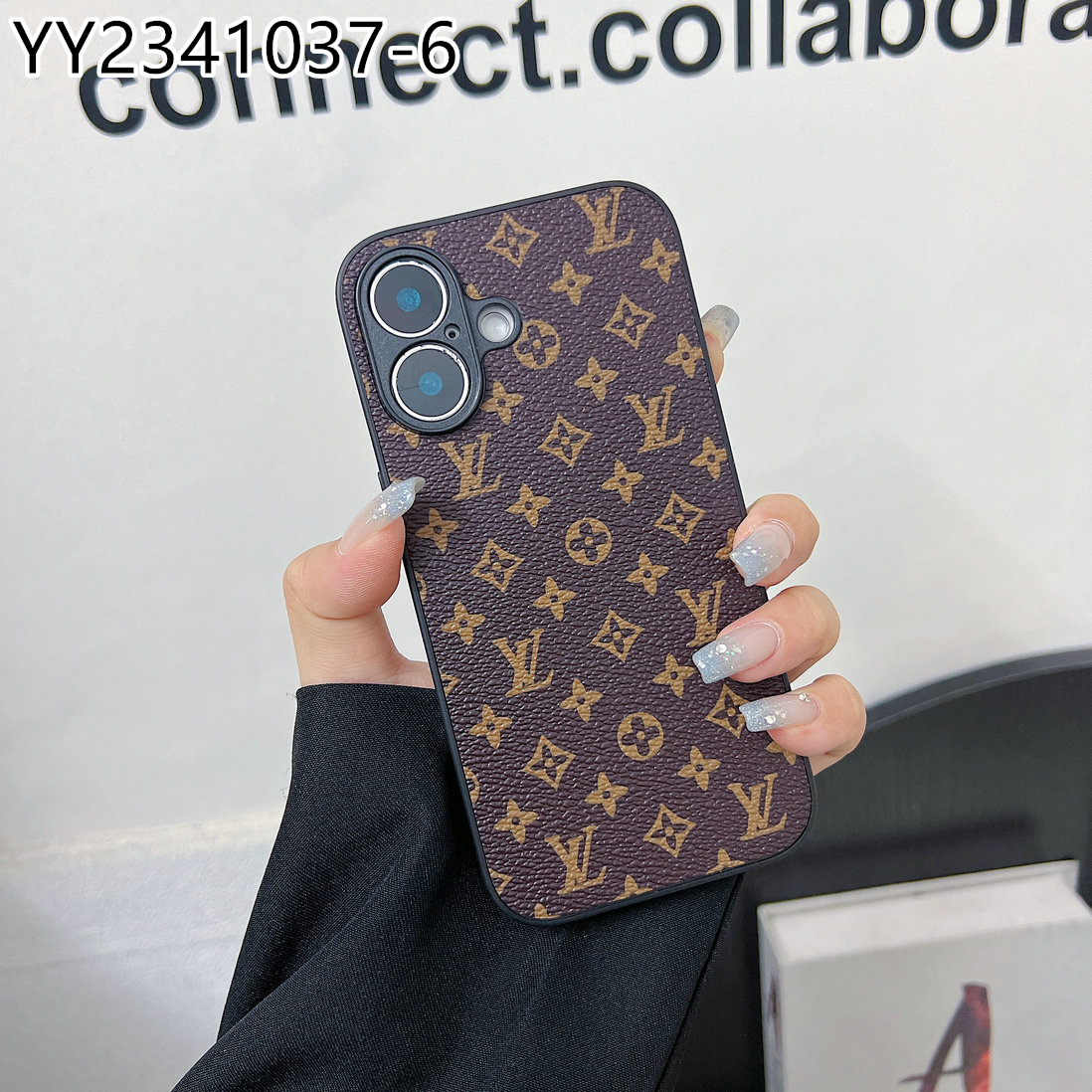 LV $16 gallery