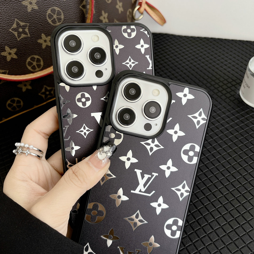 LV $17 gallery