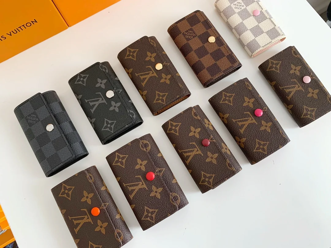 LV $17 gallery