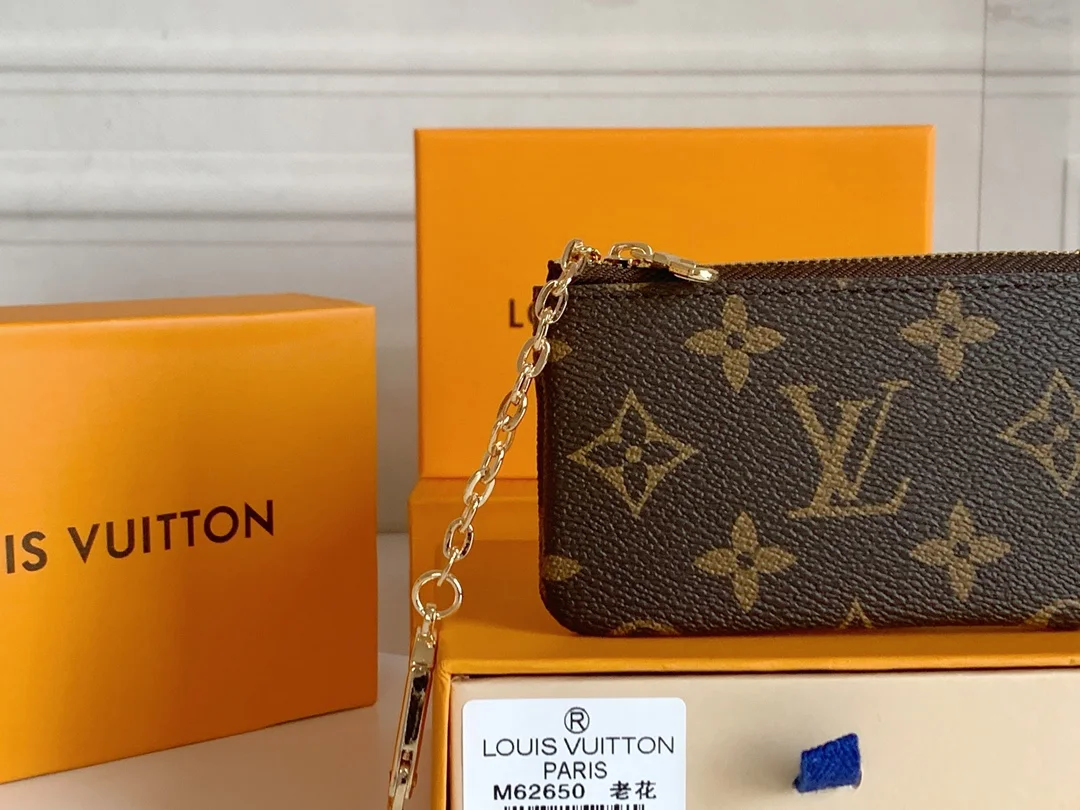 LV $17 gallery