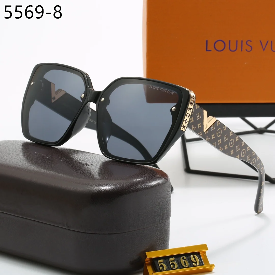 LV $18 gallery