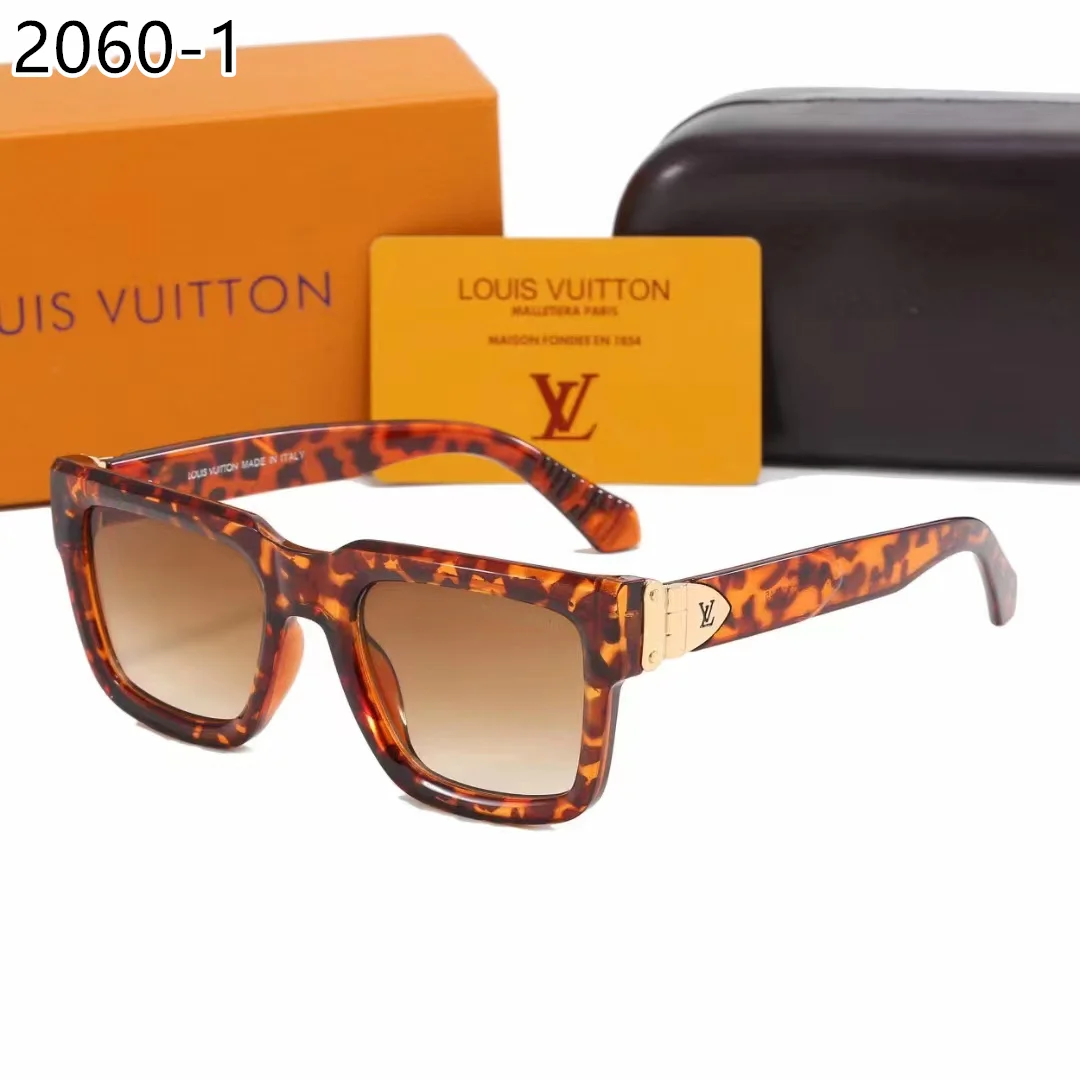 LV $18 gallery