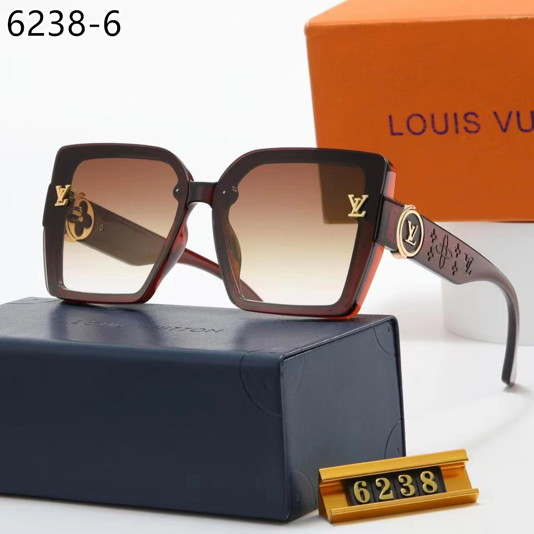 LV $18 gallery