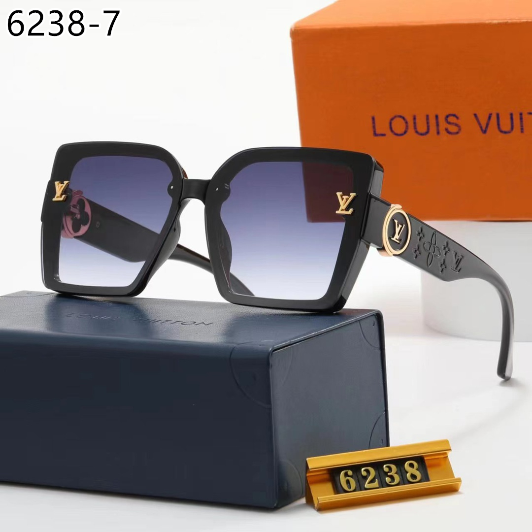 LV $18 gallery