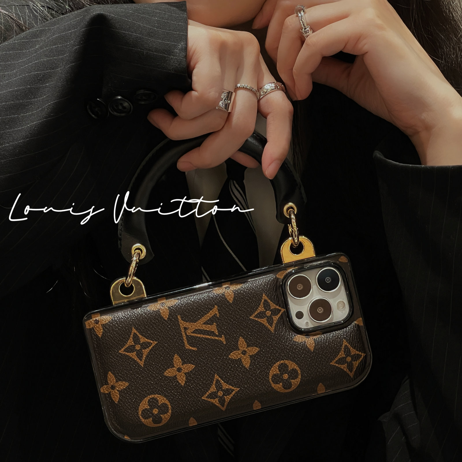 LV $18 gallery