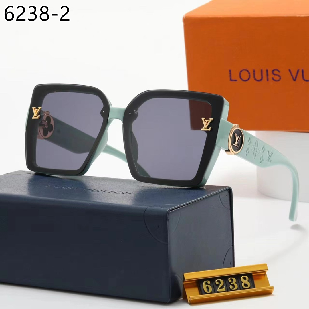 LV $18 gallery