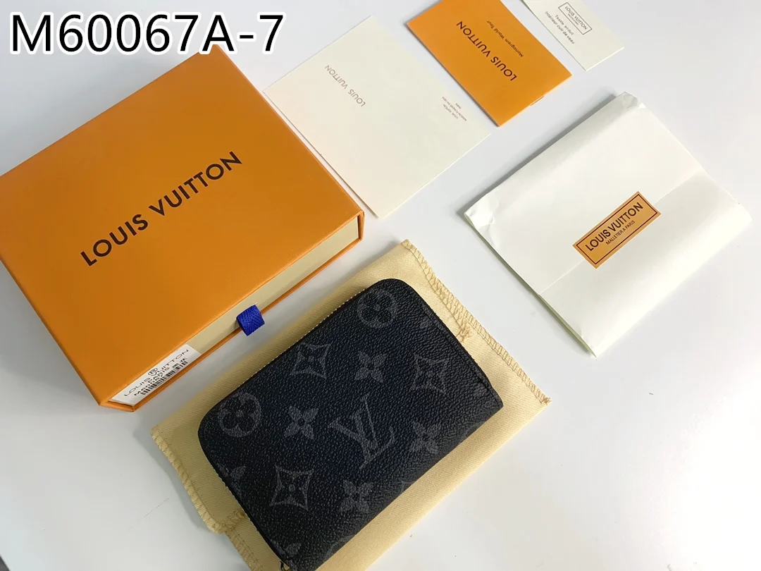 LV $18 gallery