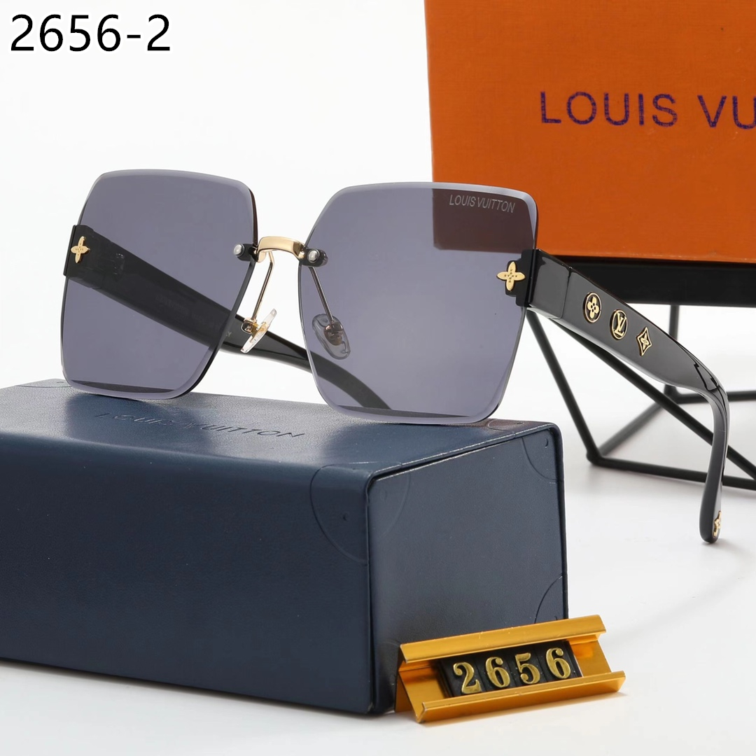 LV $18 gallery