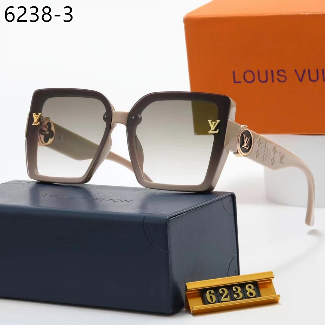 LV $18 gallery