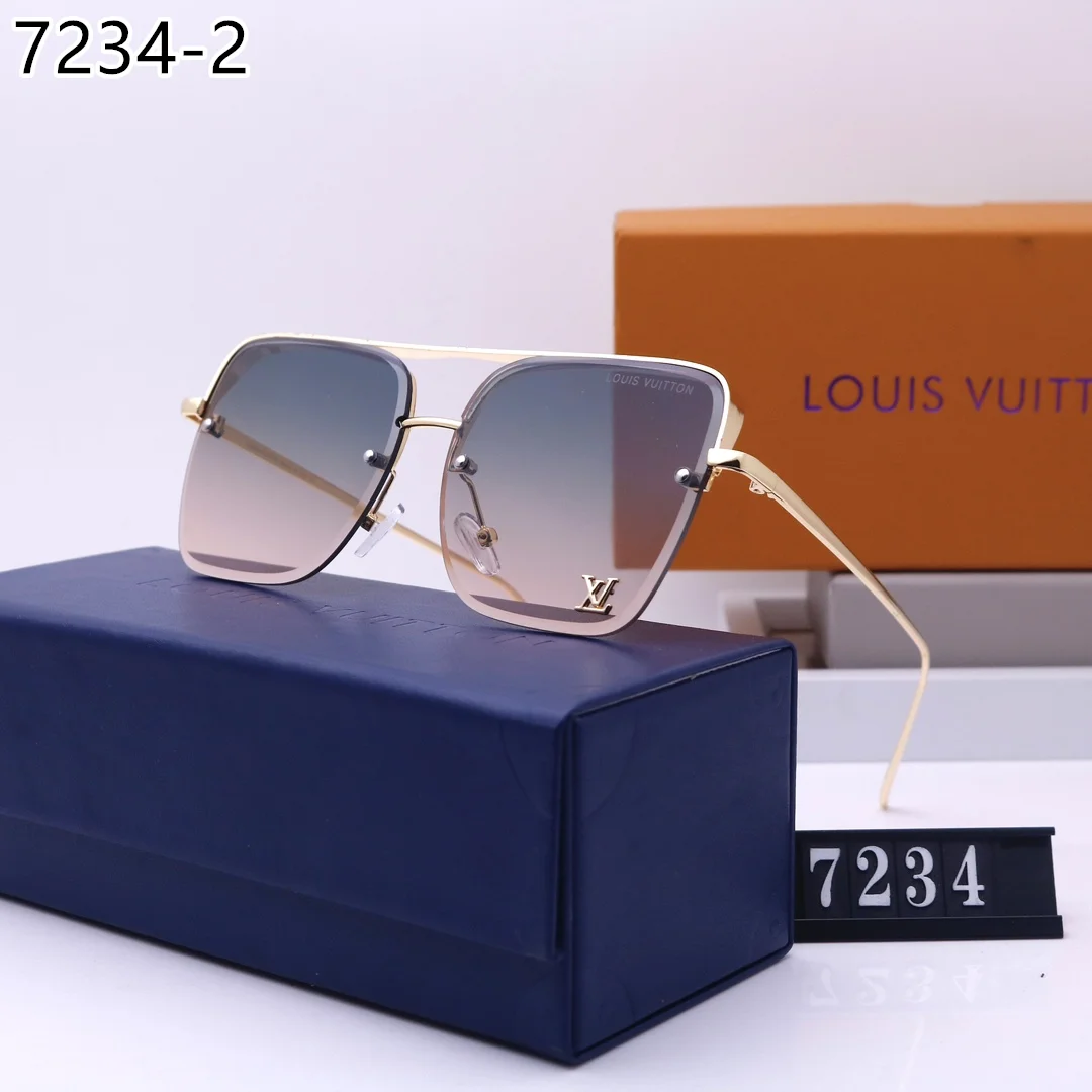 LV $19 gallery