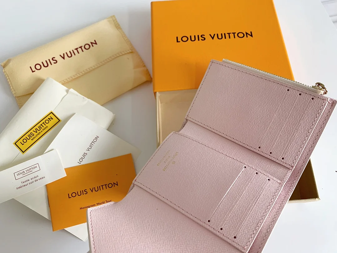 LV $19 gallery