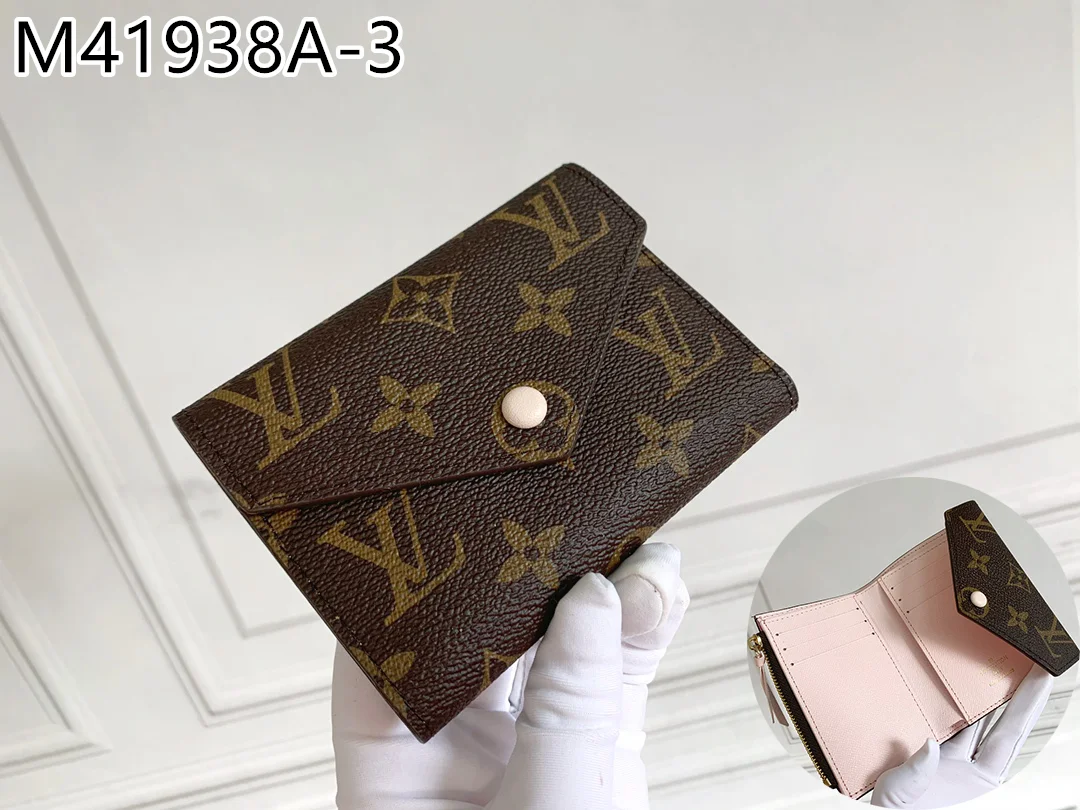 LV $19 gallery