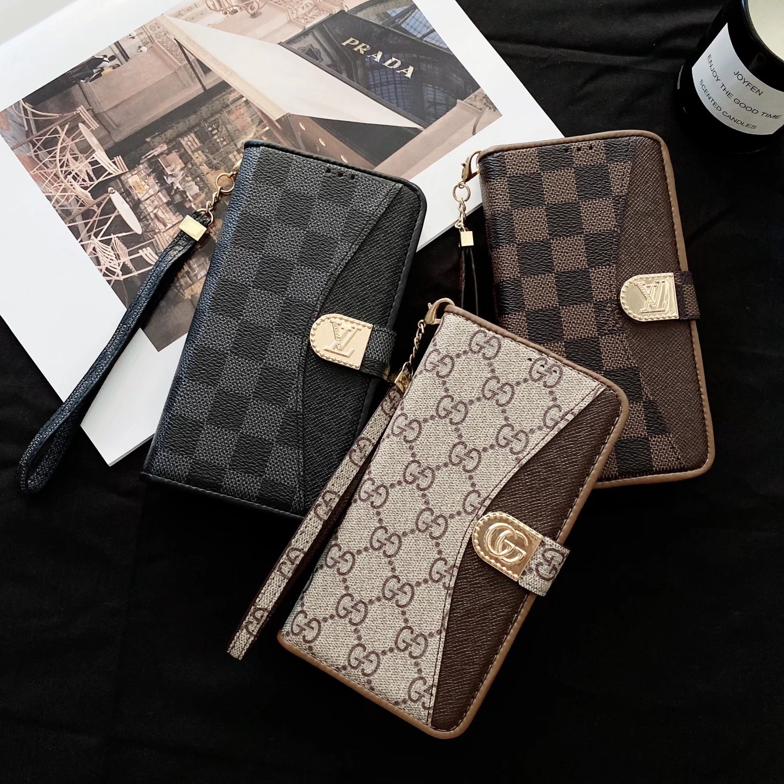 LV $21 gallery