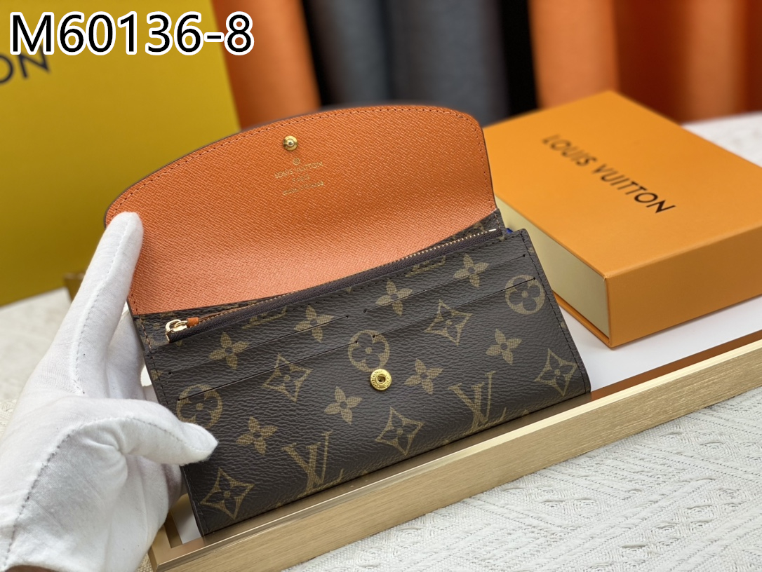 LV $22 gallery