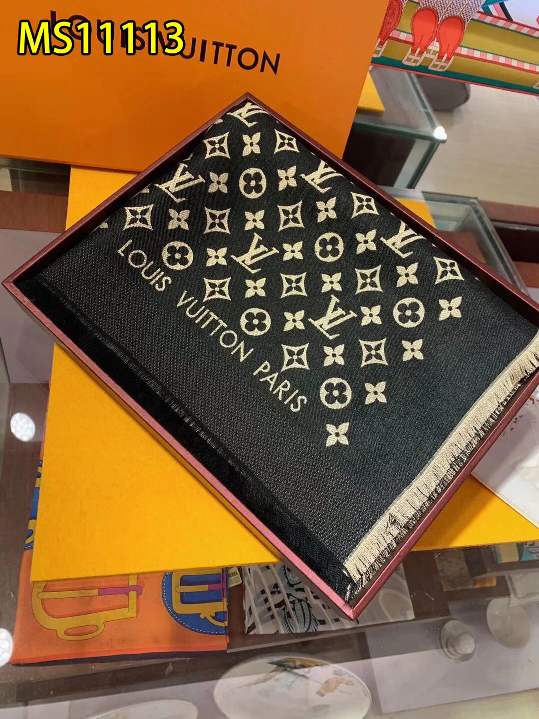 LV $22 gallery