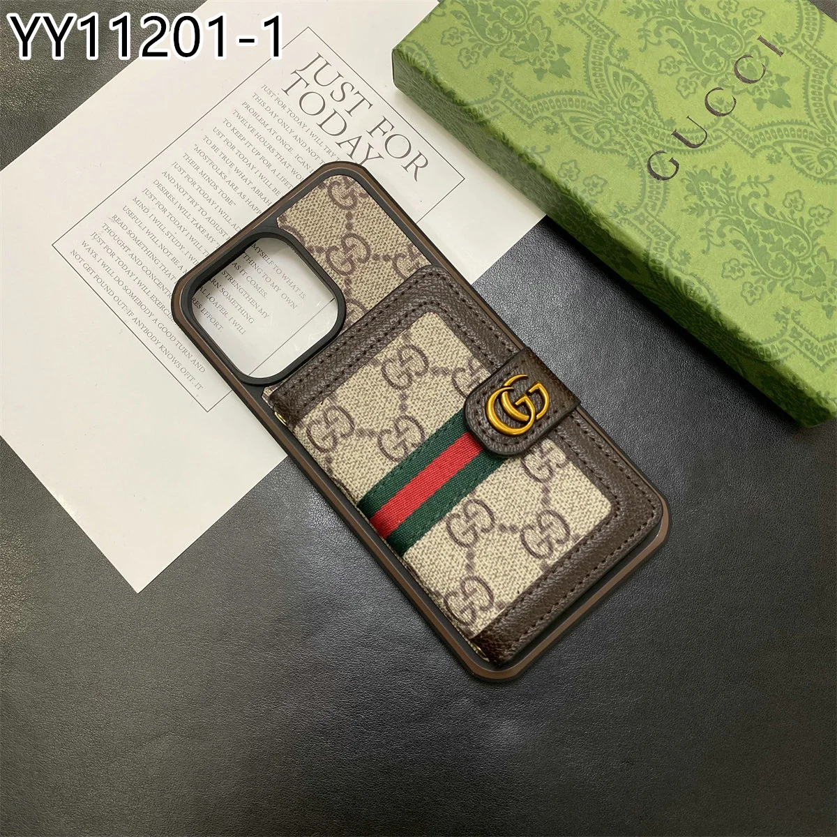 LV $22 gallery