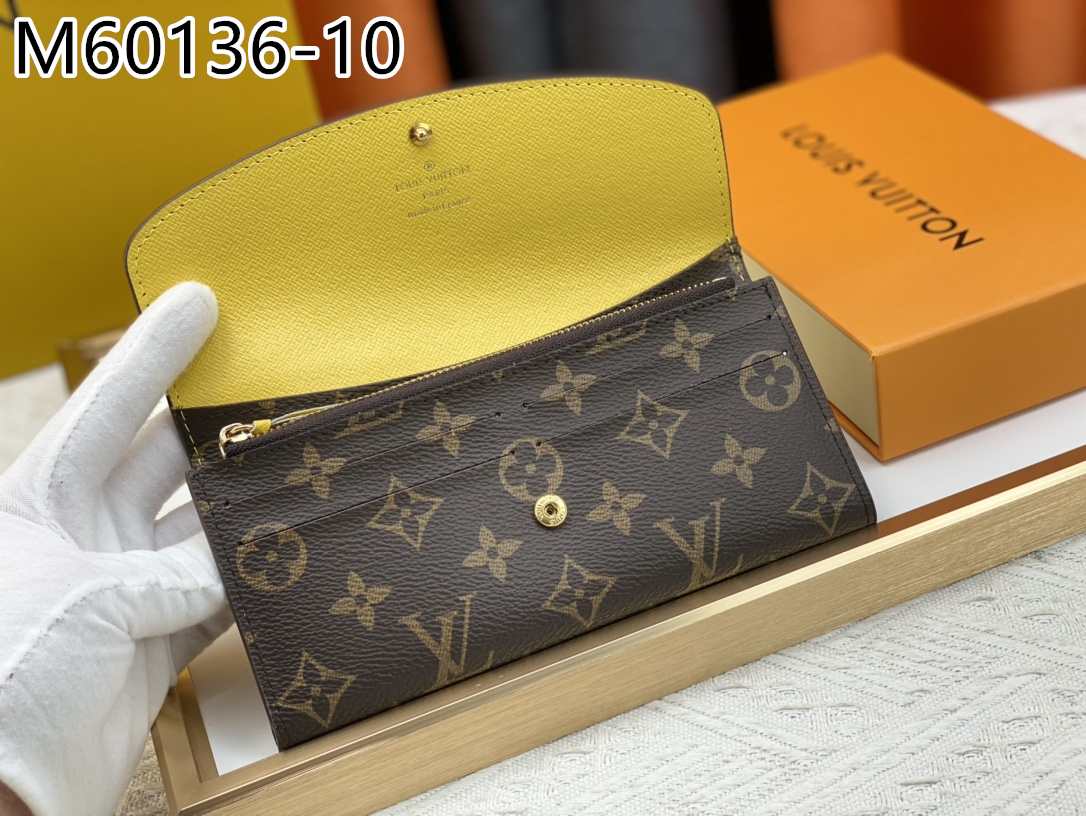 LV $22 gallery