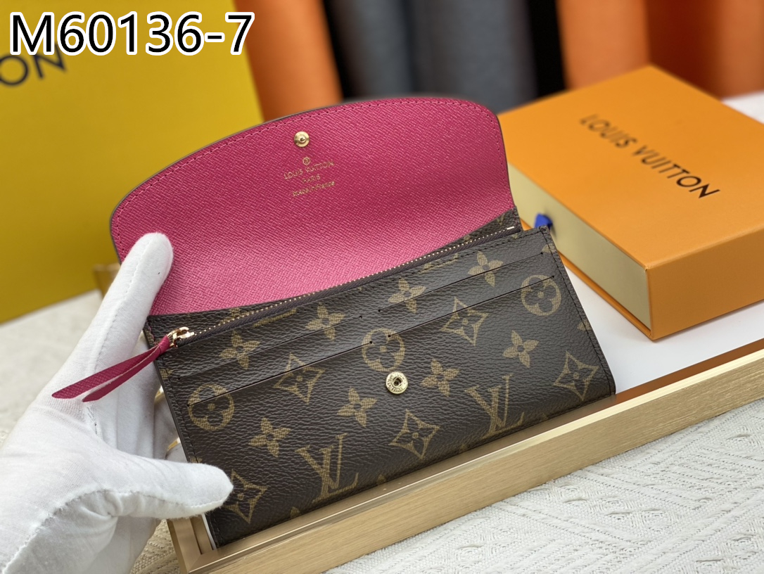 LV $22 gallery