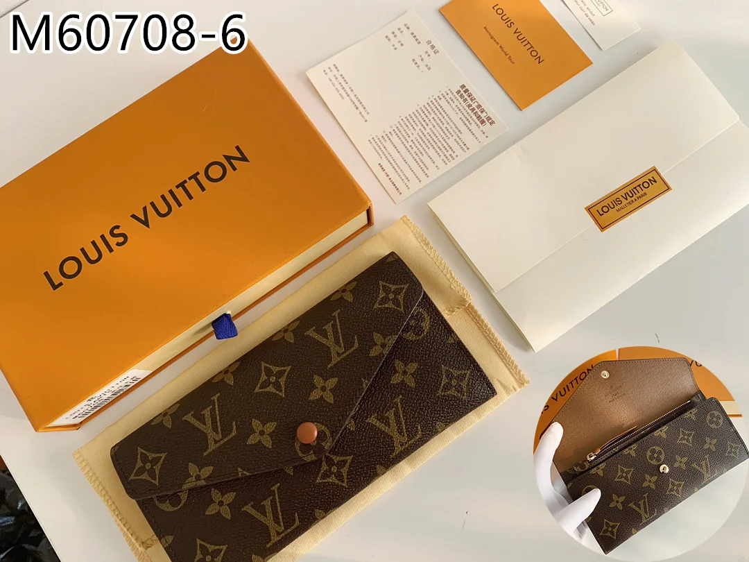 LV $22 gallery