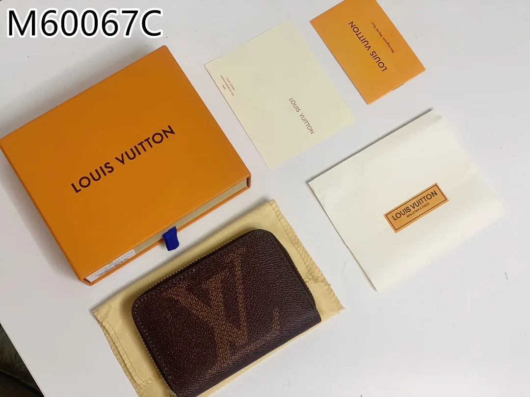 LV $23 gallery