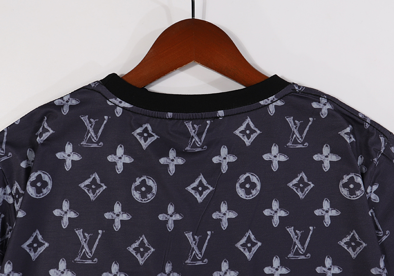 LV $23 gallery