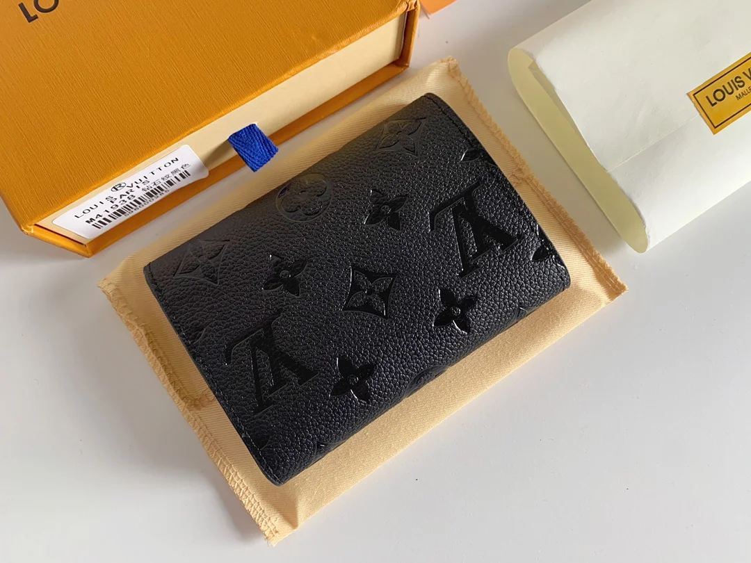 LV $23 gallery