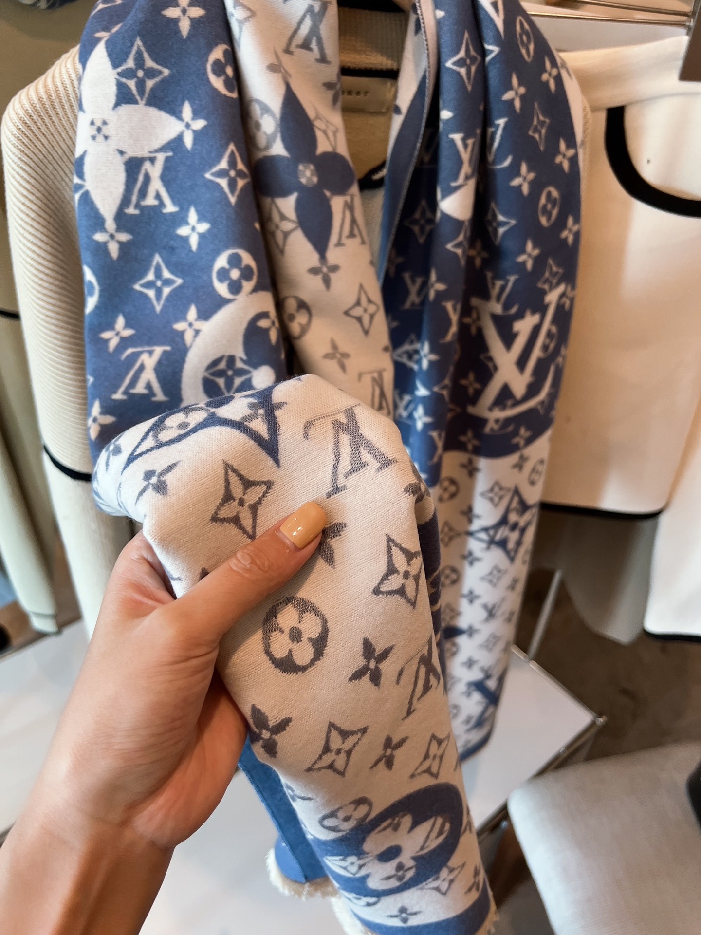 LV $24 gallery