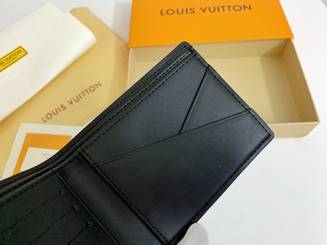 LV $25 gallery