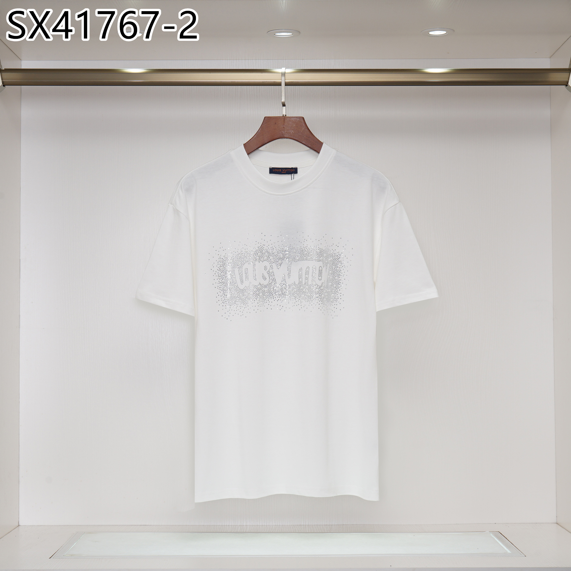 LV $25 gallery