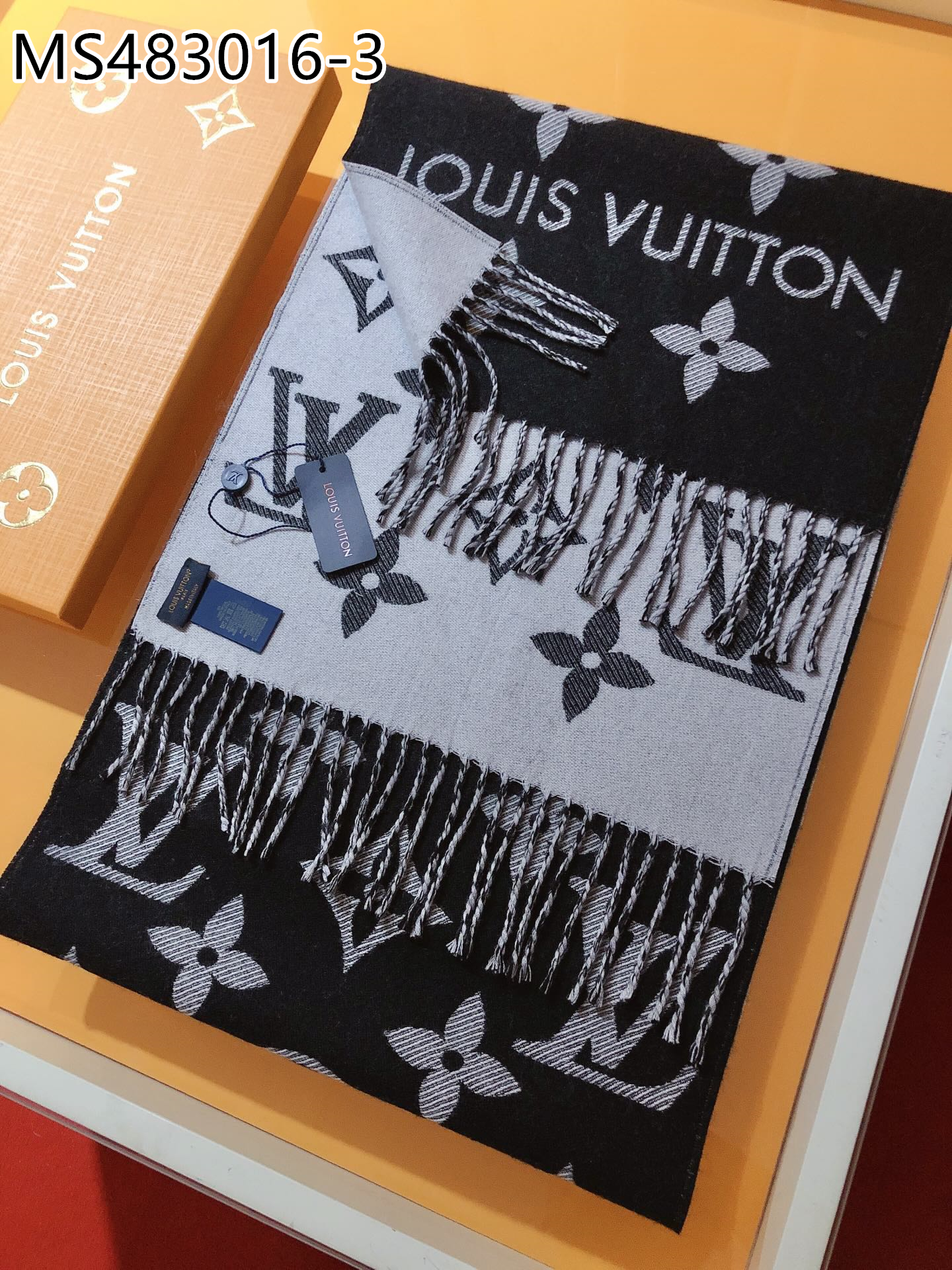 LV $25 gallery