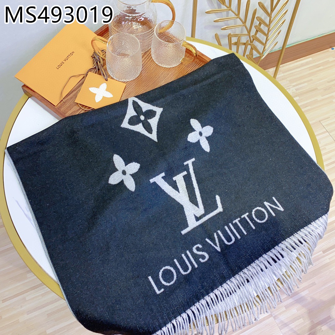 LV $26 gallery