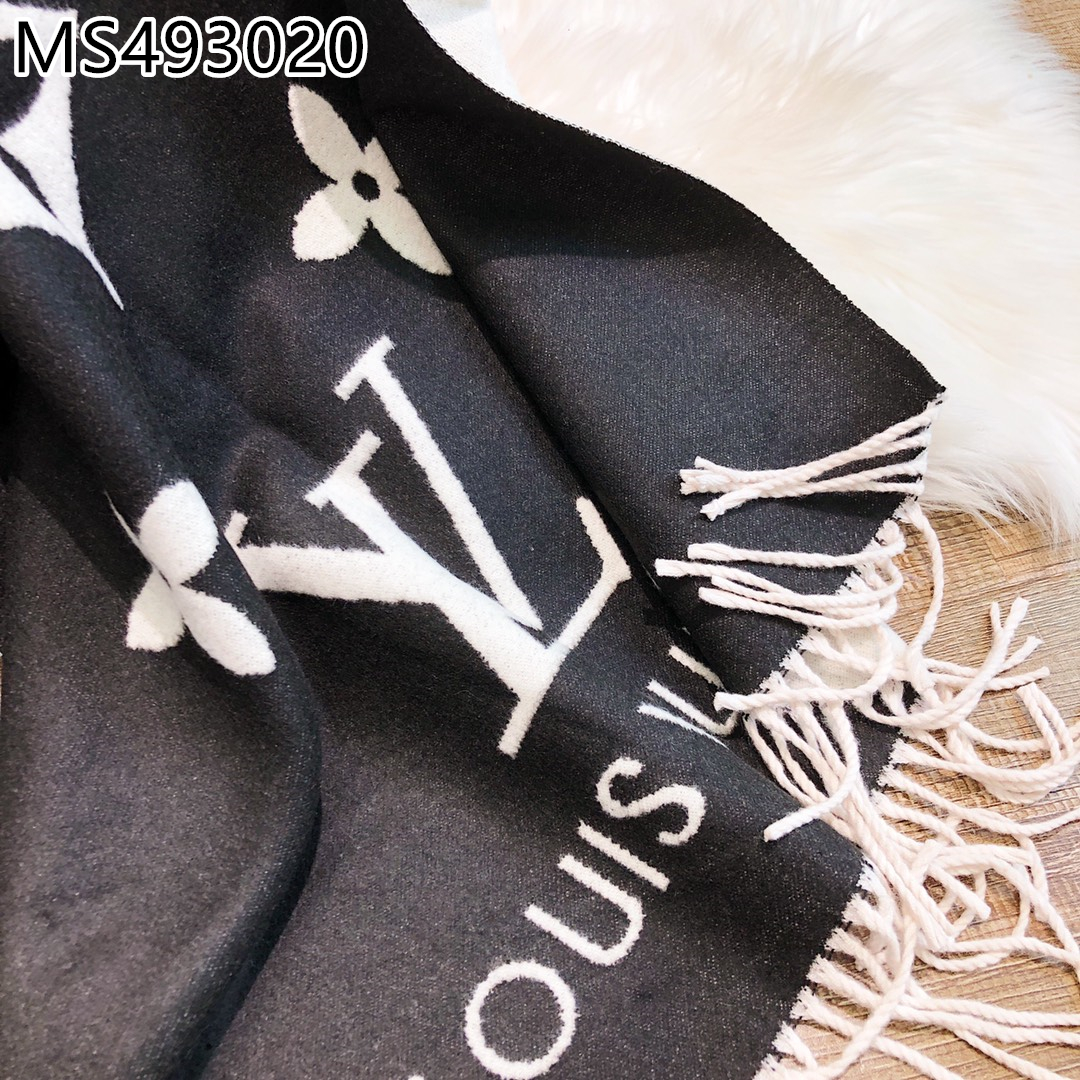 LV $26 gallery